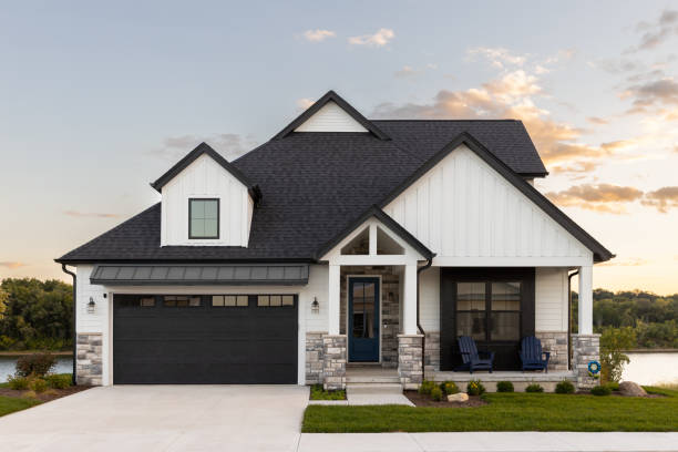 Best Roof Installation  in Trenton, OH